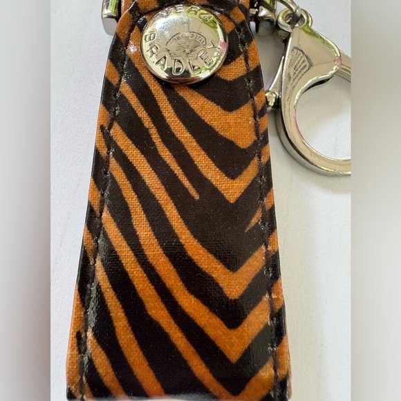 Vera Bradley Loop Keychain Leopard - Picture 8 of 8